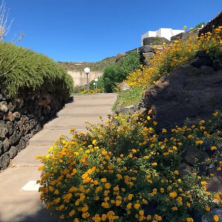 Dammuso Bacio Pantesco Scauri (Sicily)